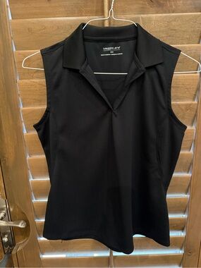Maggie Lane Sleeveless Golf Shirt - Size M. NWOT.